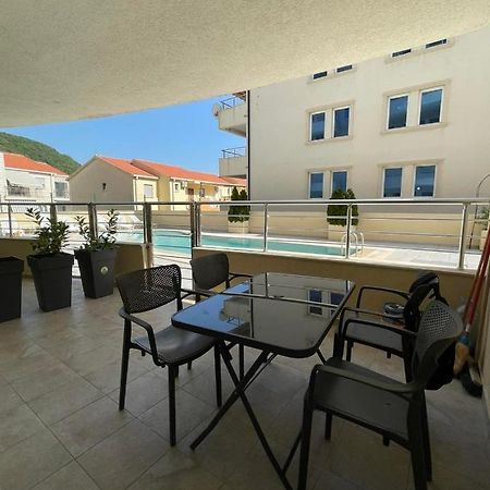 Charm Apartment Petrovac Luaran gambar