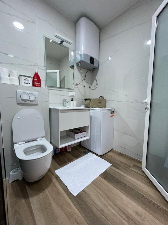 Charm Apartment Petrovac Luaran gambar