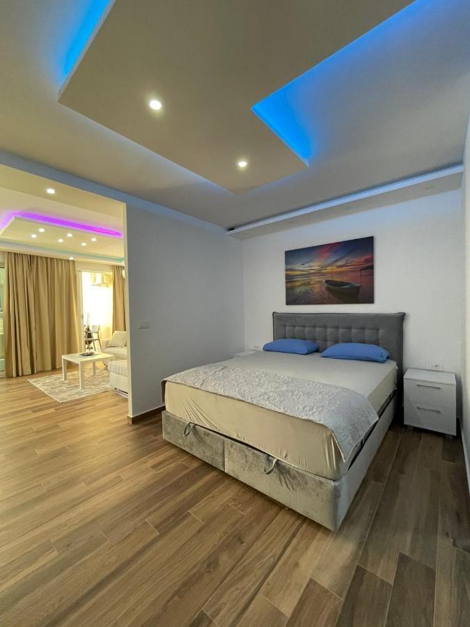 Charm Apartment Petrovac Luaran gambar