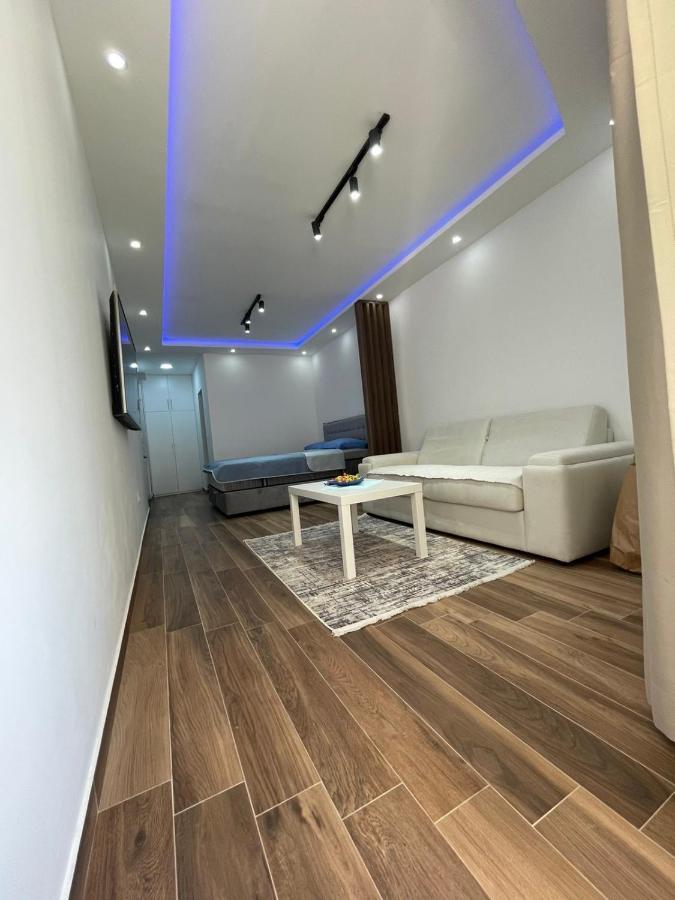 Charm Apartment Petrovac Luaran gambar
