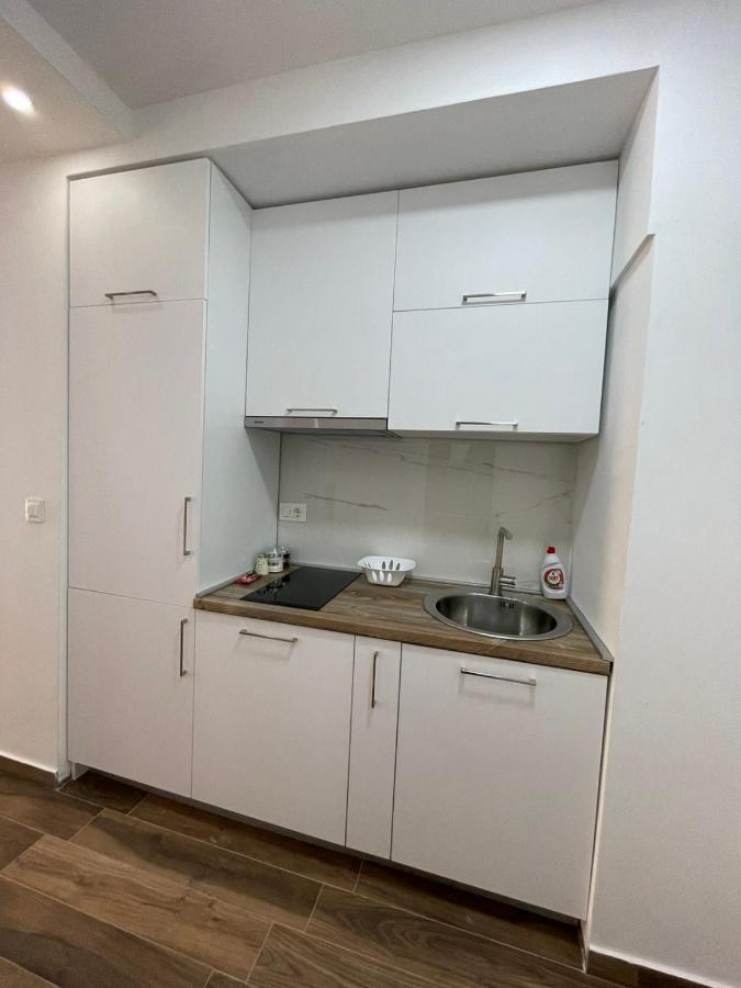 Charm Apartment Petrovac Luaran gambar